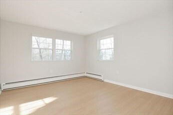 Building Photo - 41 Farrwood Ave