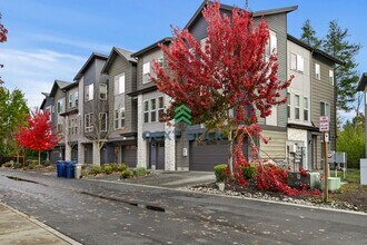 Building Photo - 2 BED & 2.5 BATH TOWNHOUSE FOR RENT