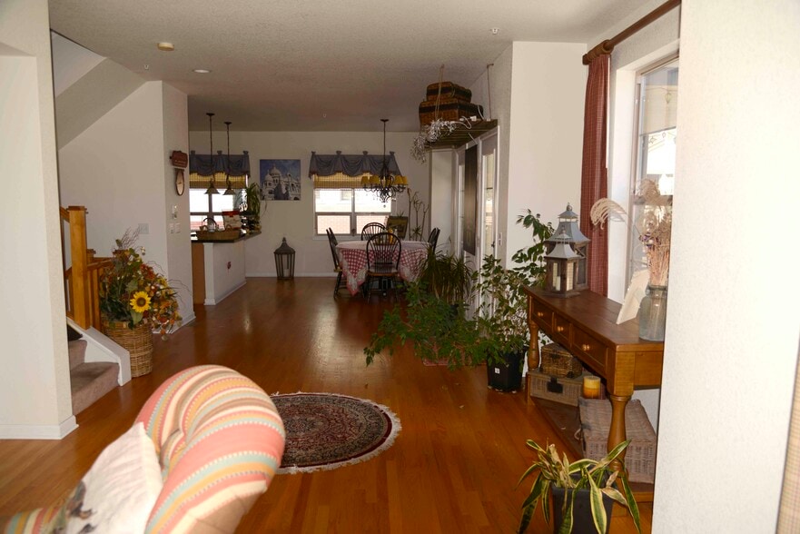 Building Photo - 443 S Quay St