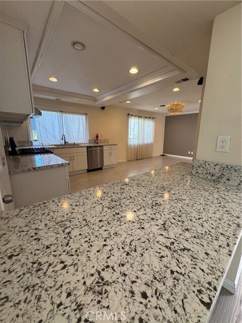 Building Photo - 2278 Olivine Dr