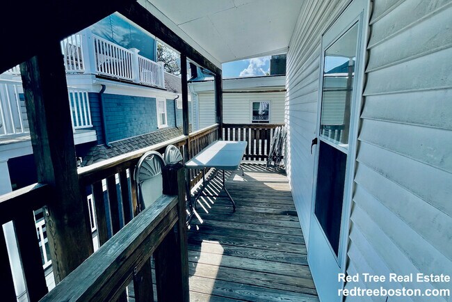 Building Photo - 3 Washburn Terrace
