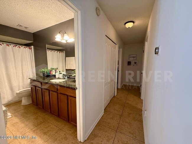 Building Photo - 7541 Allspice Cir N