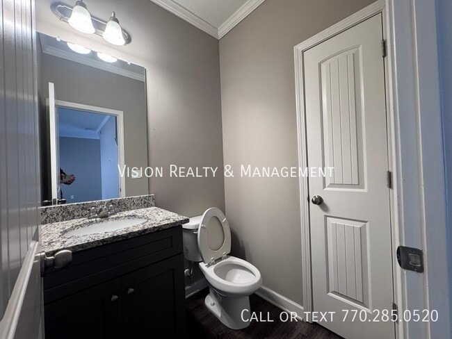 Building Photo - 344 Fieldcrest Dr