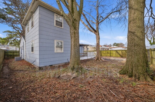 Building Photo - 3119 Joseph Ave