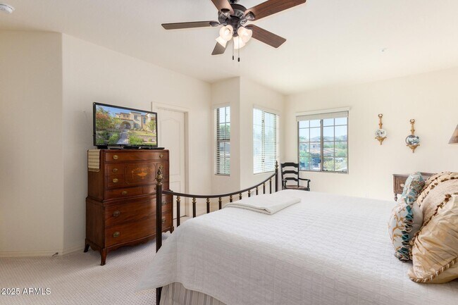 Building Photo - 4280 N Verrado Way