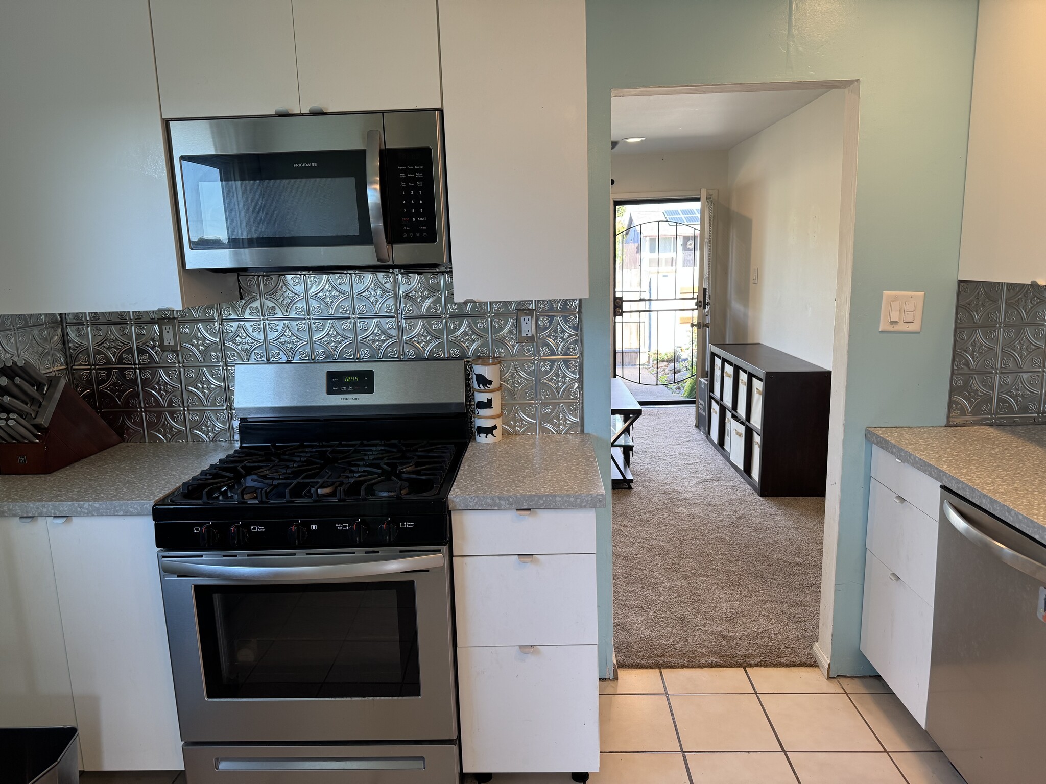 Building Photo - 3427 Clairemont Mesa Blvd