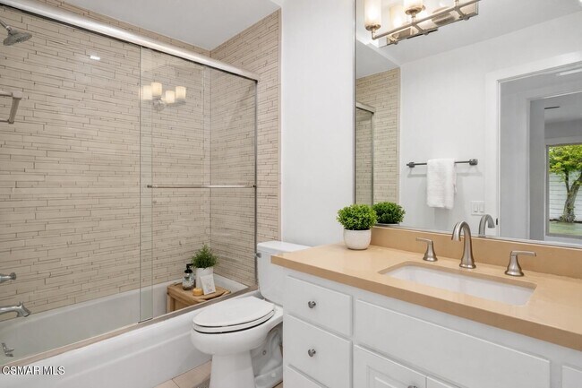 Building Photo - 4531 Coolhaven Ct