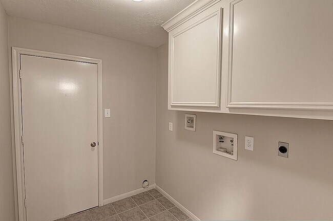Building Photo - 13703 Clareton Ln