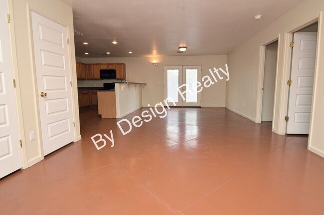 Building Photo - 203 S Cherry Ave