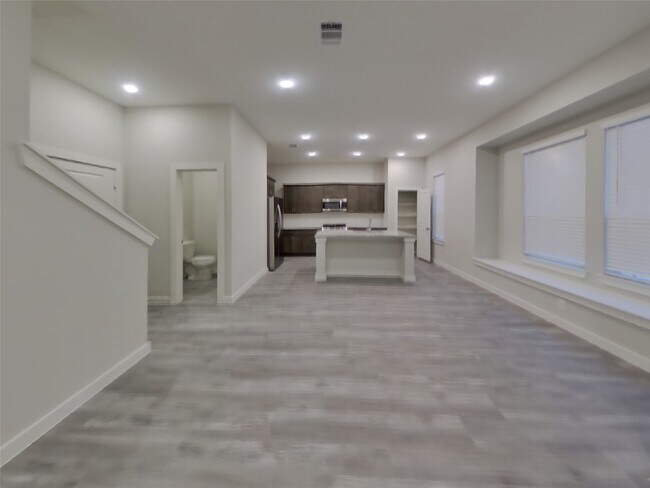 Building Photo - 22703 Terrazzo Dr