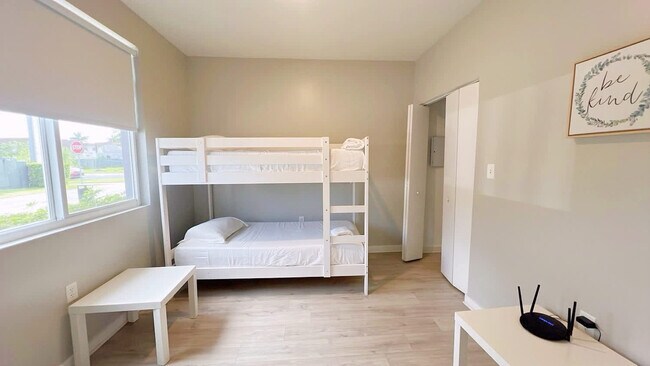 Building Photo - 171 NW 158th St