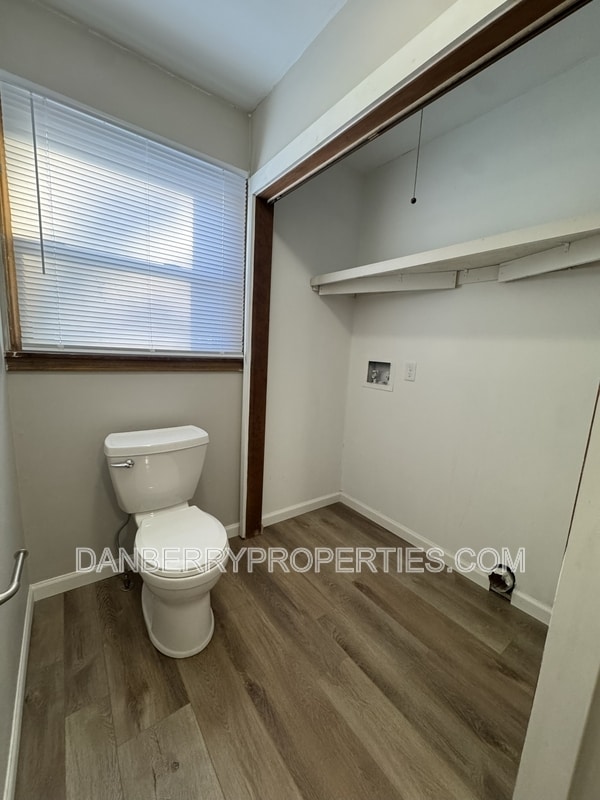 Building Photo - 600 South St