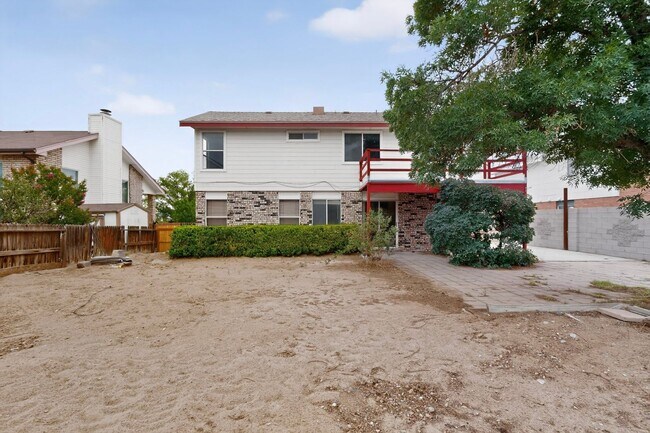 Building Photo - 7817 Sunrose Dr NW