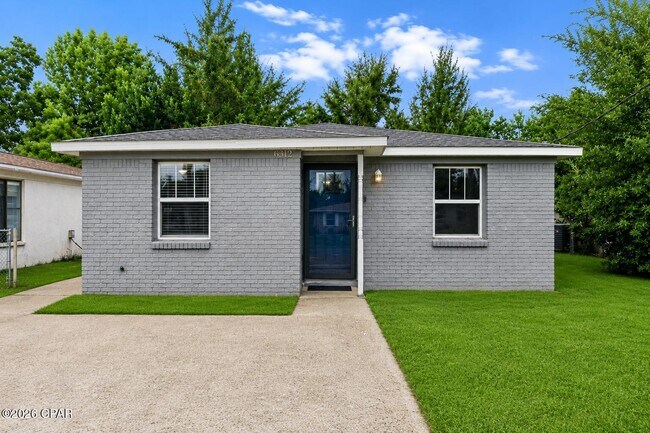 Building Photo - 6312 Pridgen St
