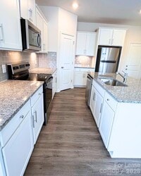 Building Photo - 3636 Pamlico St