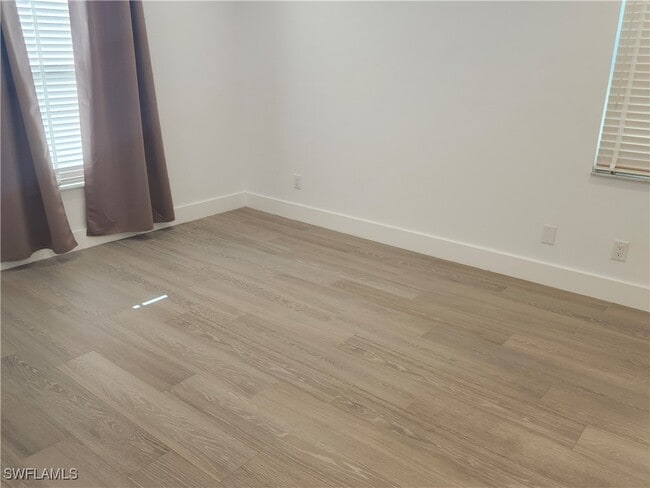 Building Photo - 144 Pebble Shores Dr