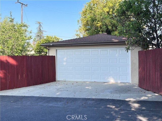 Building Photo - 8232 Longden Ave