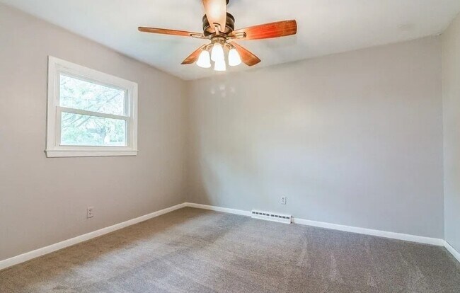 Building Photo - 8690 Olson Rd