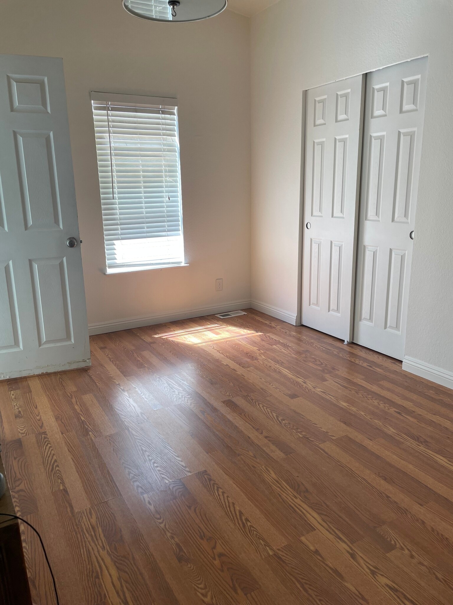 Building Photo - 3360 N Topanga Canyon Blvd