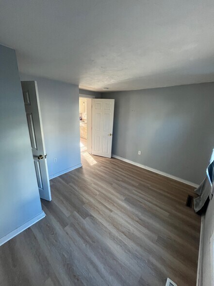 Building Photo - 24 Washburn St