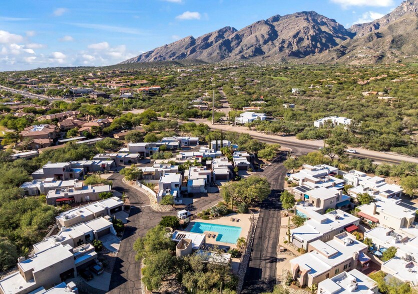 Subdivsion aerial view - 5557 N Mica Mountain Dr