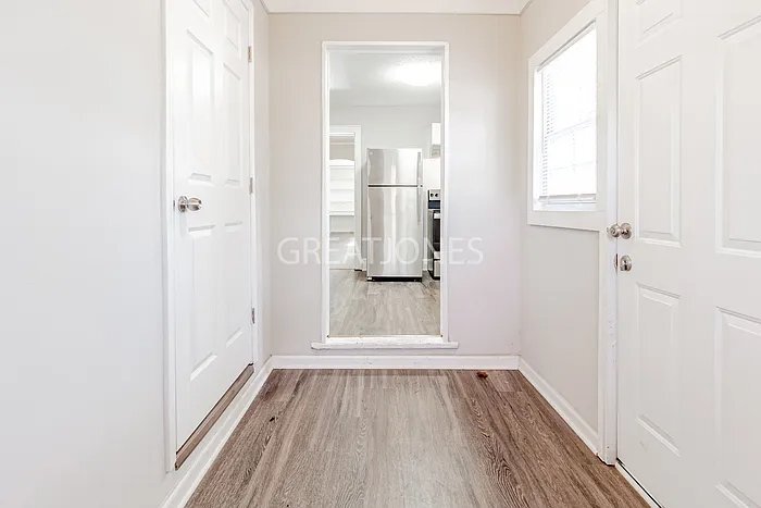 Building Photo - 111 Coldbrook Dr