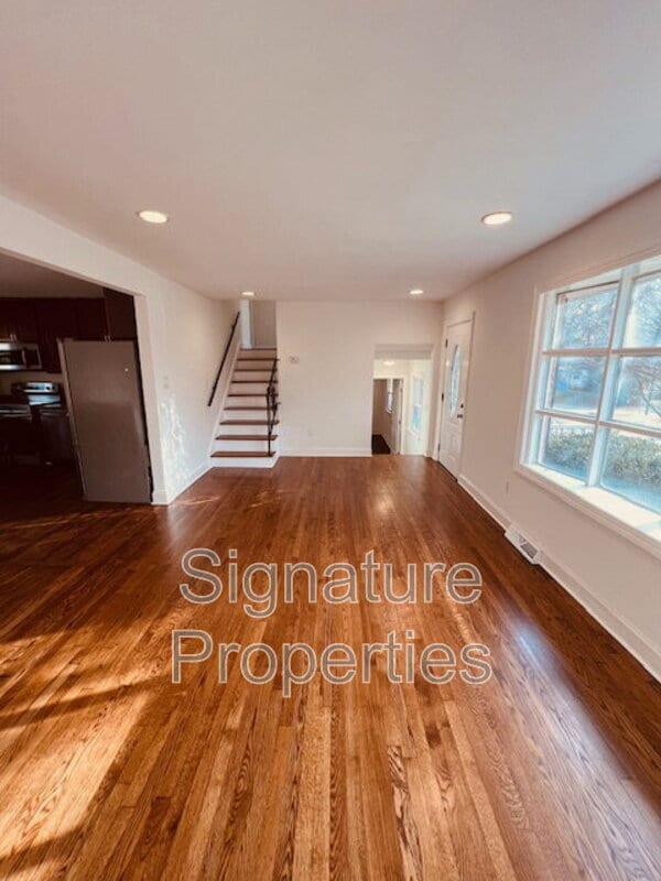 Building Photo - 936 Weaver Ave