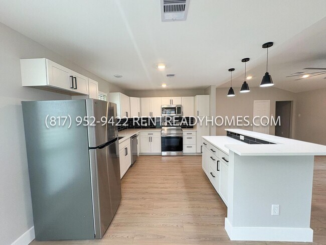Building Photo - 7810 Birchbark Dr