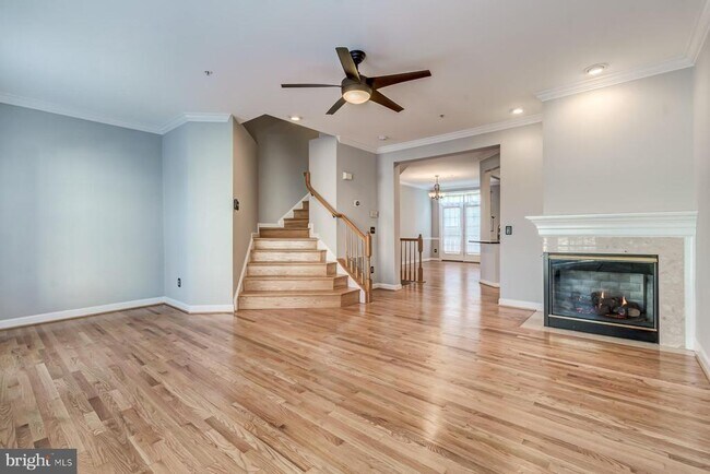 Building Photo - 5820 Pearson Ln