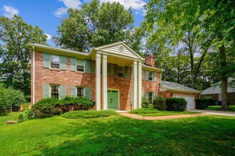 Building Photo - 11200 Powder Horn Dr