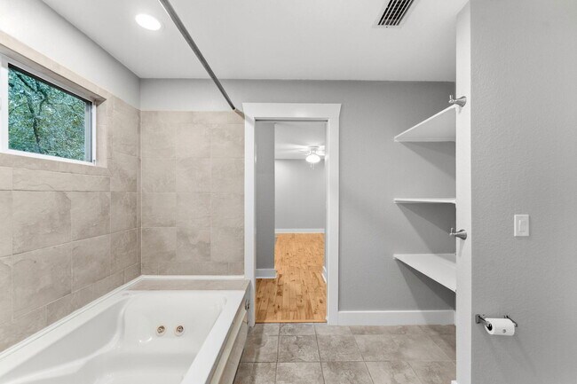 Building Photo - 128 Bay Magnolia Ln