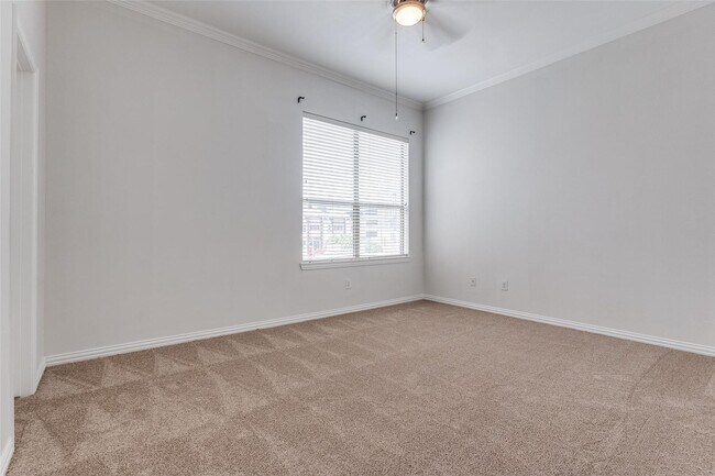 Building Photo - 1500 Pecos St