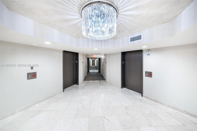 Building Photo - 3400 NE 192 St