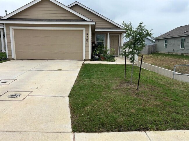 Building Photo - 9227 Honey Mesquite