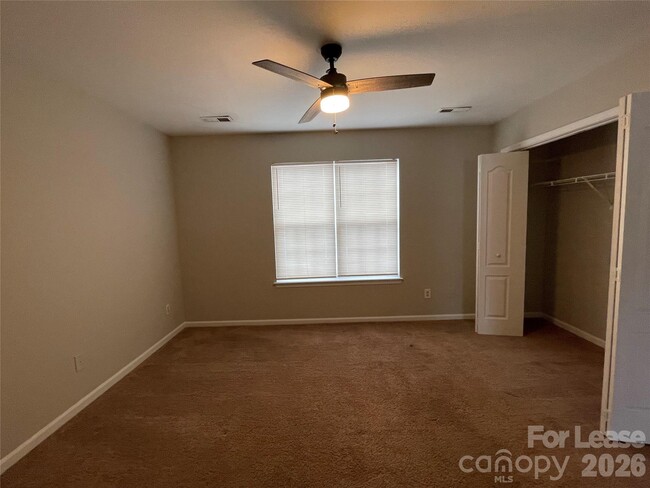 Building Photo - 3129 Nevin Pl Dr