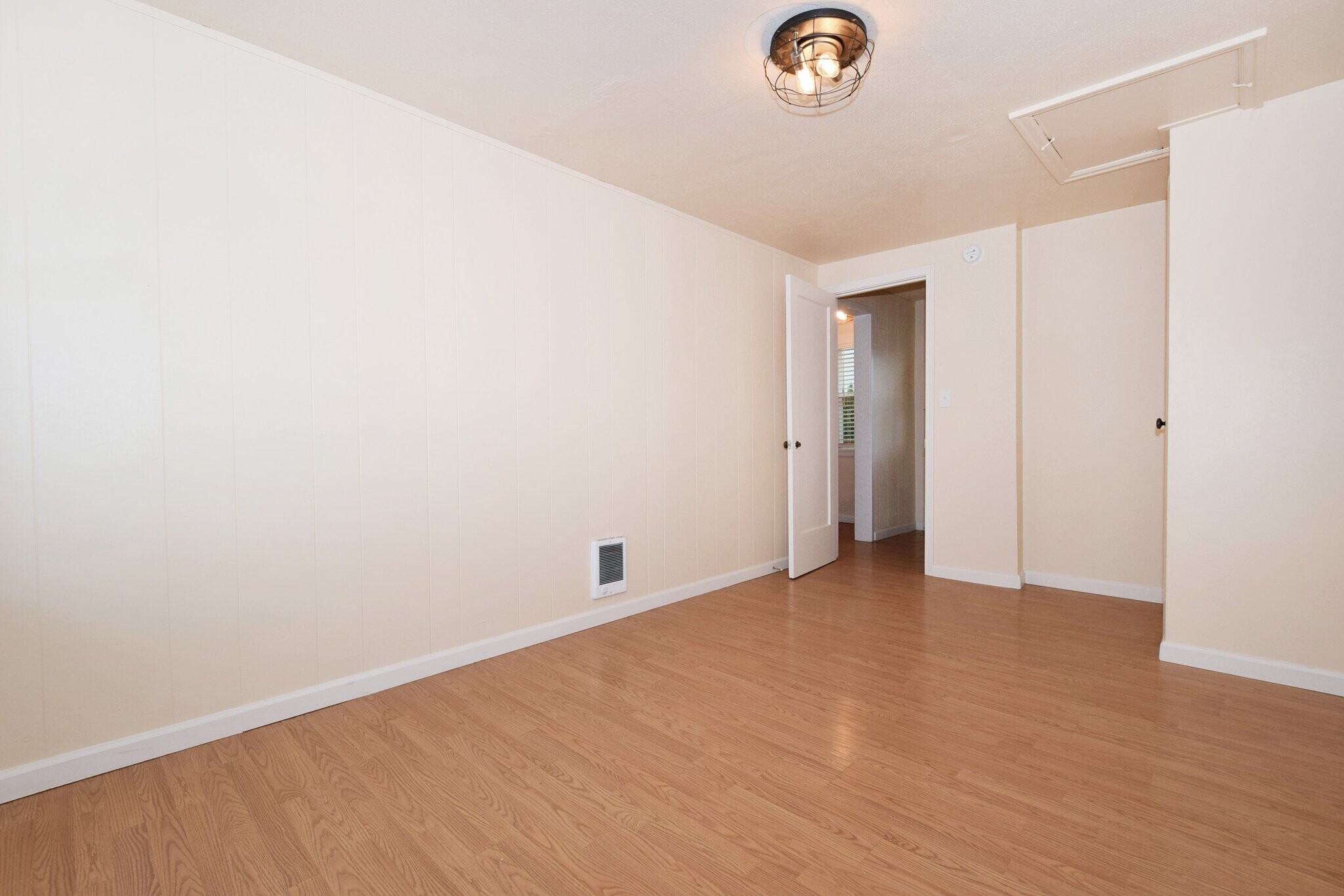 Building Photo - 11240 SW Barbur Blvd