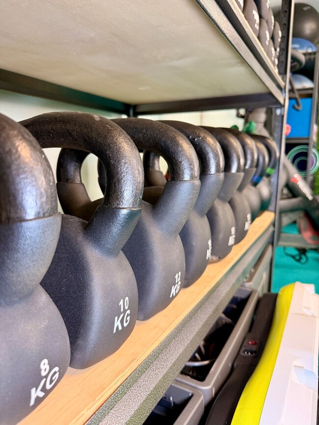 Building Photo - 509 S Willow Ave