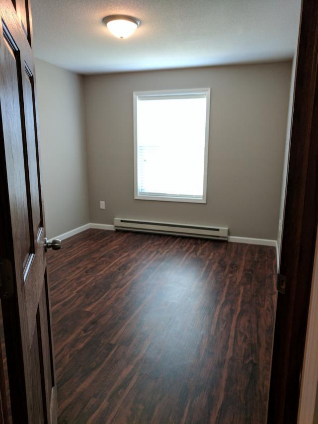 Building Photo - 2 bedroom in Pelican Rapids MN 56572