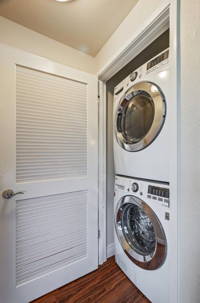 Building Photo - Ko Olina Resort Living - 3 Bed, 2.5 Bath F...