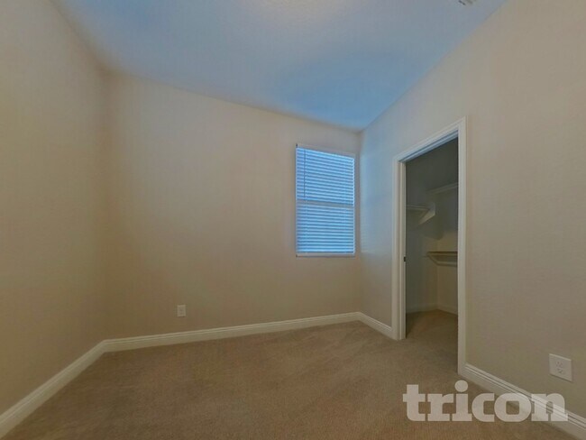 Building Photo - 11393 S 175th Dr