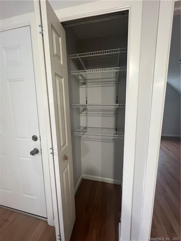 Building Photo - 37 Jetland Pl