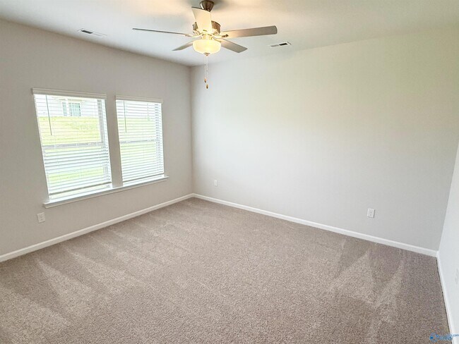 Building Photo - 28529 Whitehall Ln