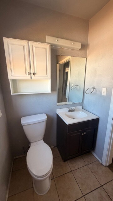 Building Photo - $875 All Bills Paid: 2-Bedroom Townhome