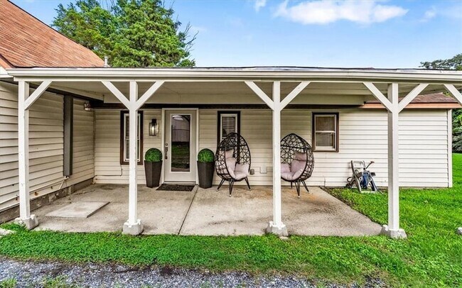 Building Photo - 1404 Denim Rd