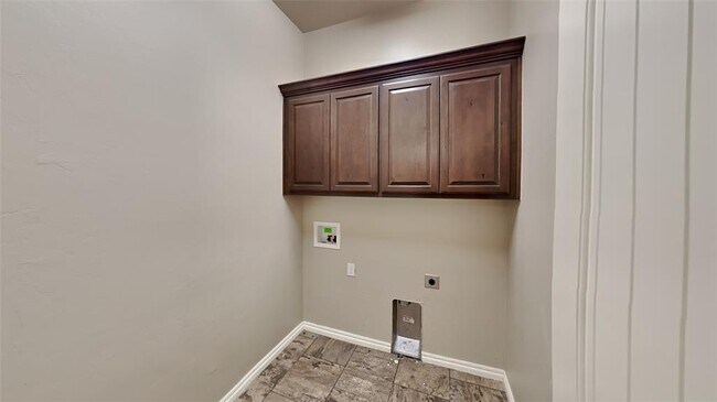 Building Photo - 13625 Cobblestone Pkwy