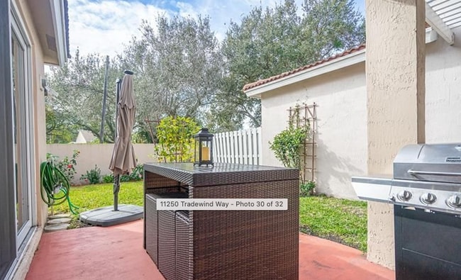 Building Photo - 11250 Tradewind Way