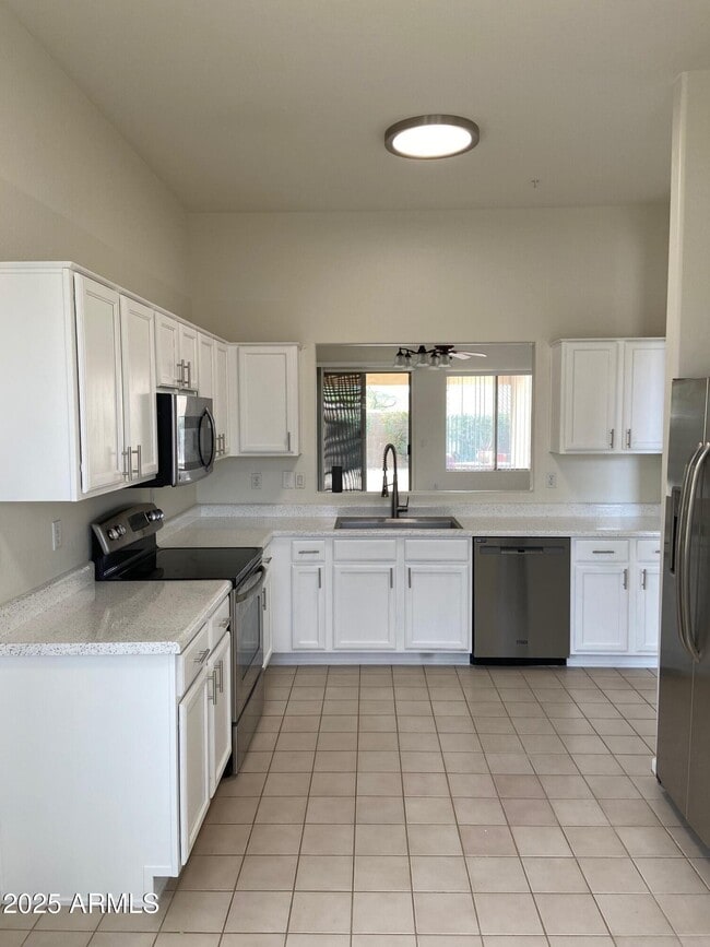 Building Photo - 10447 E Morning Star Dr