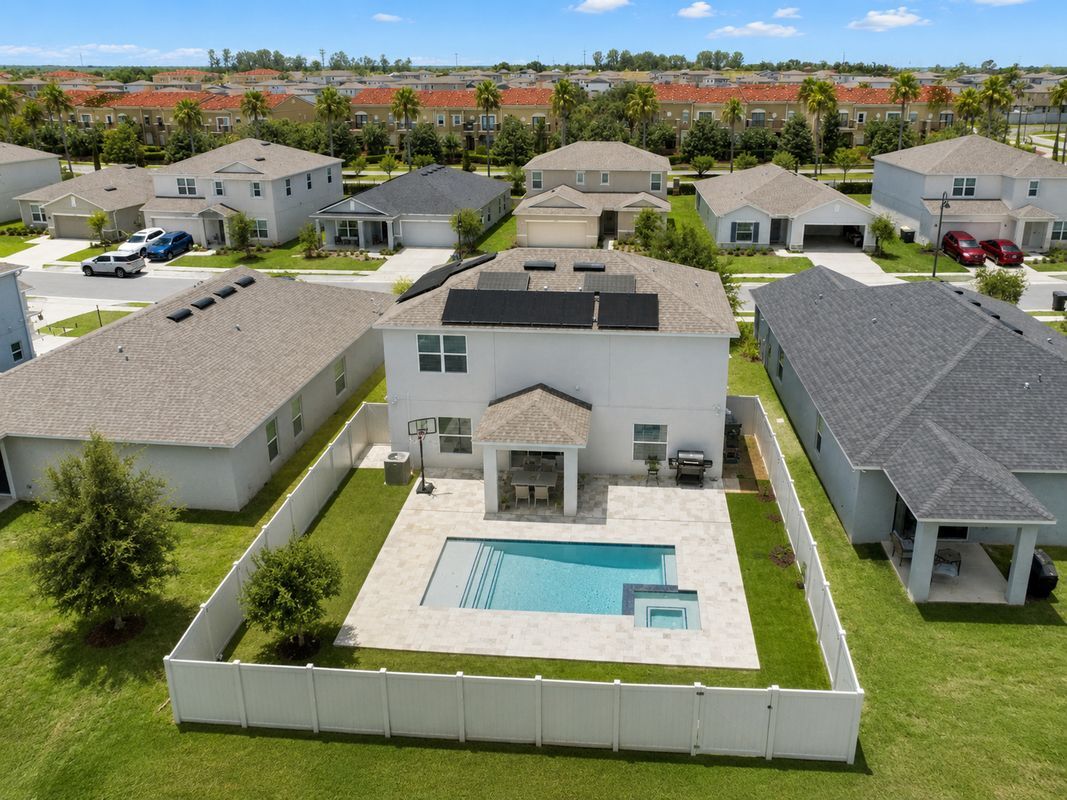 Building Photo - 5225 Tuscany Ln