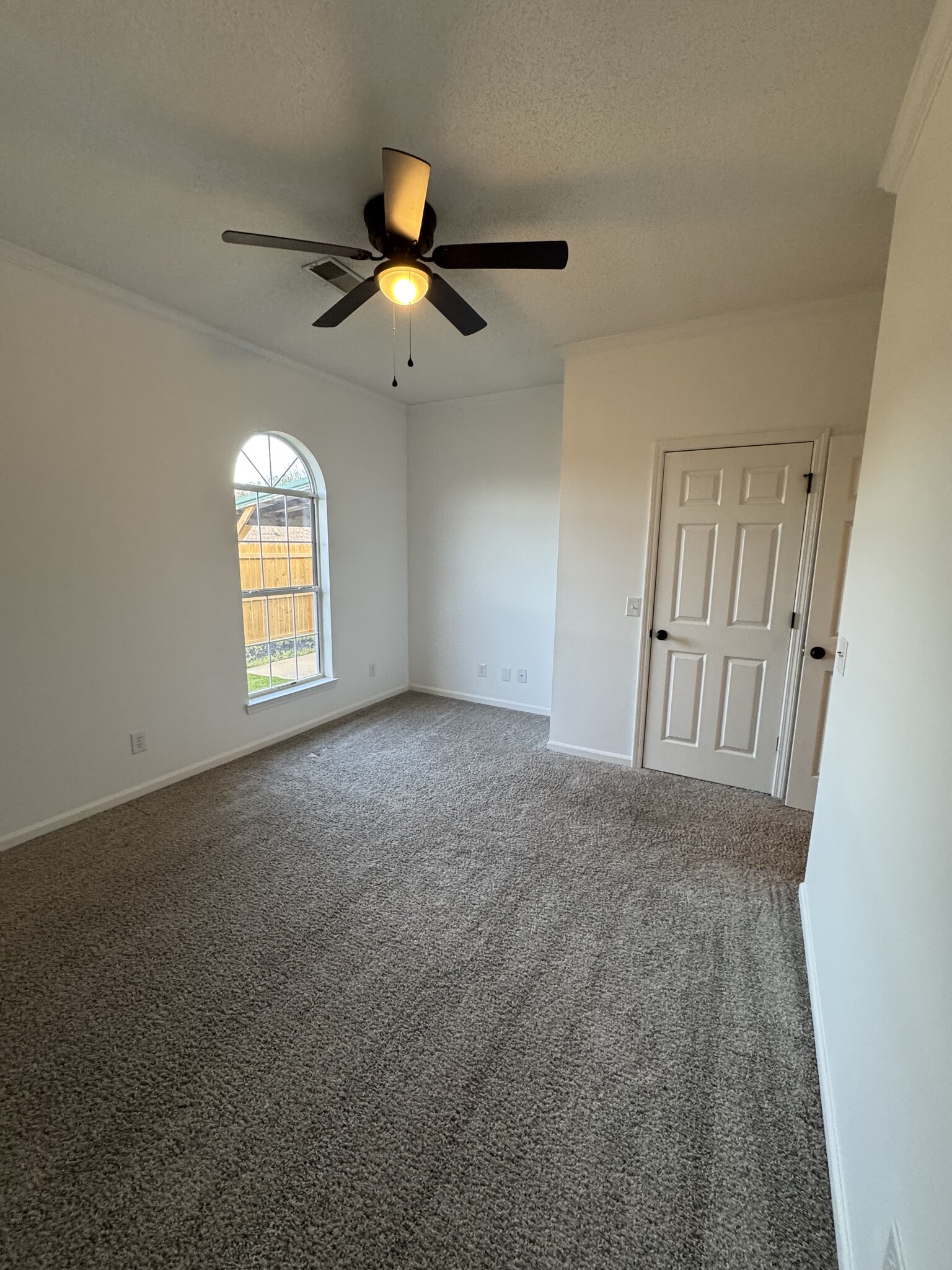 Back bedroom with view of backyard. - 1701 Water Oak Dr