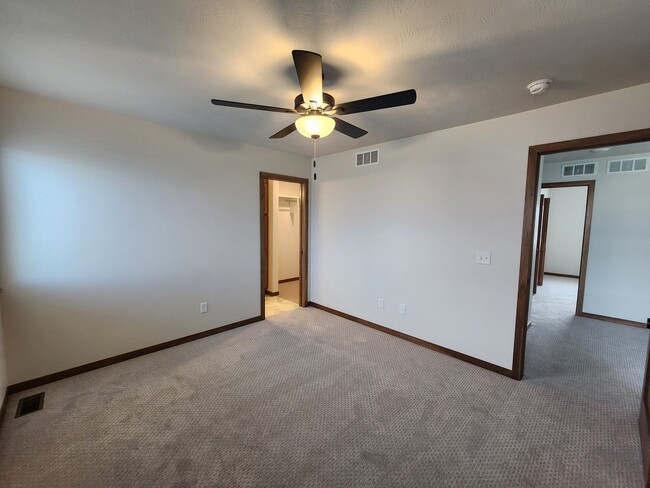 Building Photo - Brand new Townhome for rent!